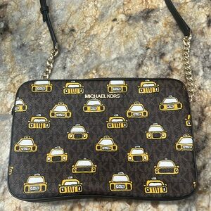 Michael Kors Crossbody***NEW***